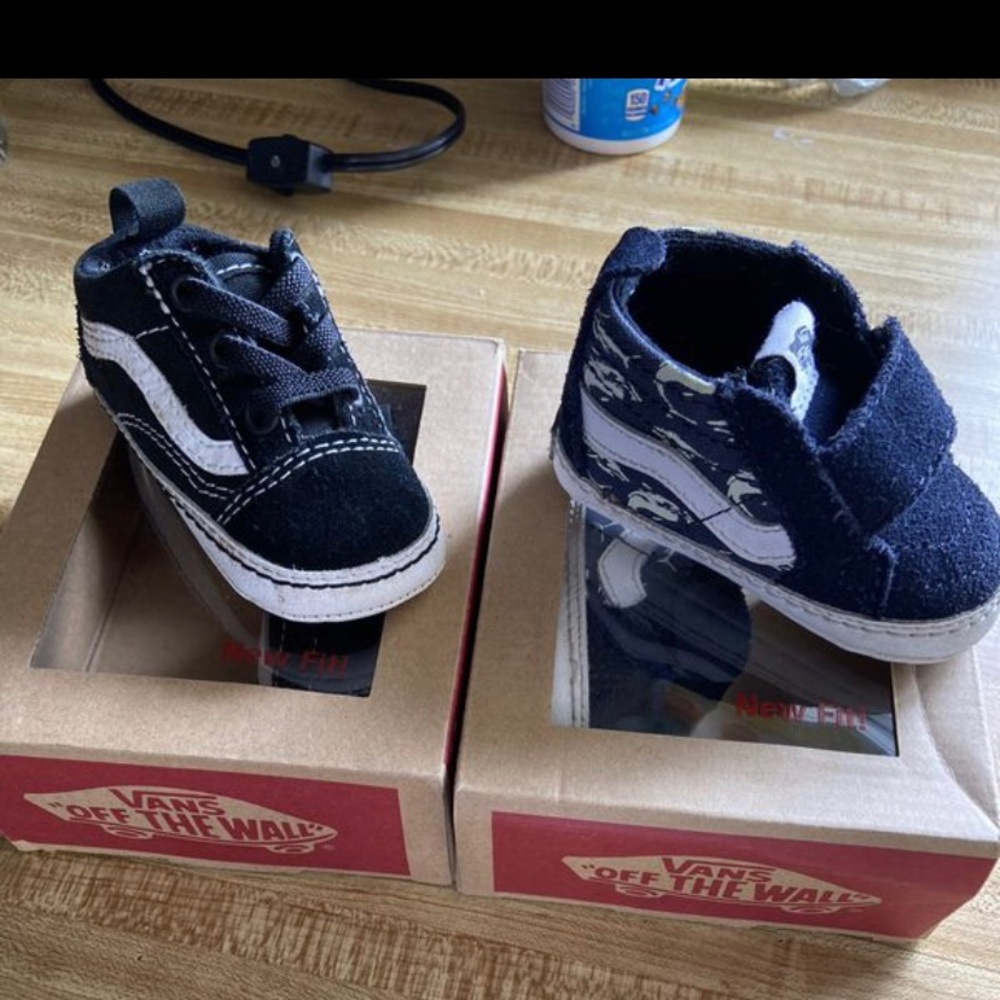 Crib baby vans